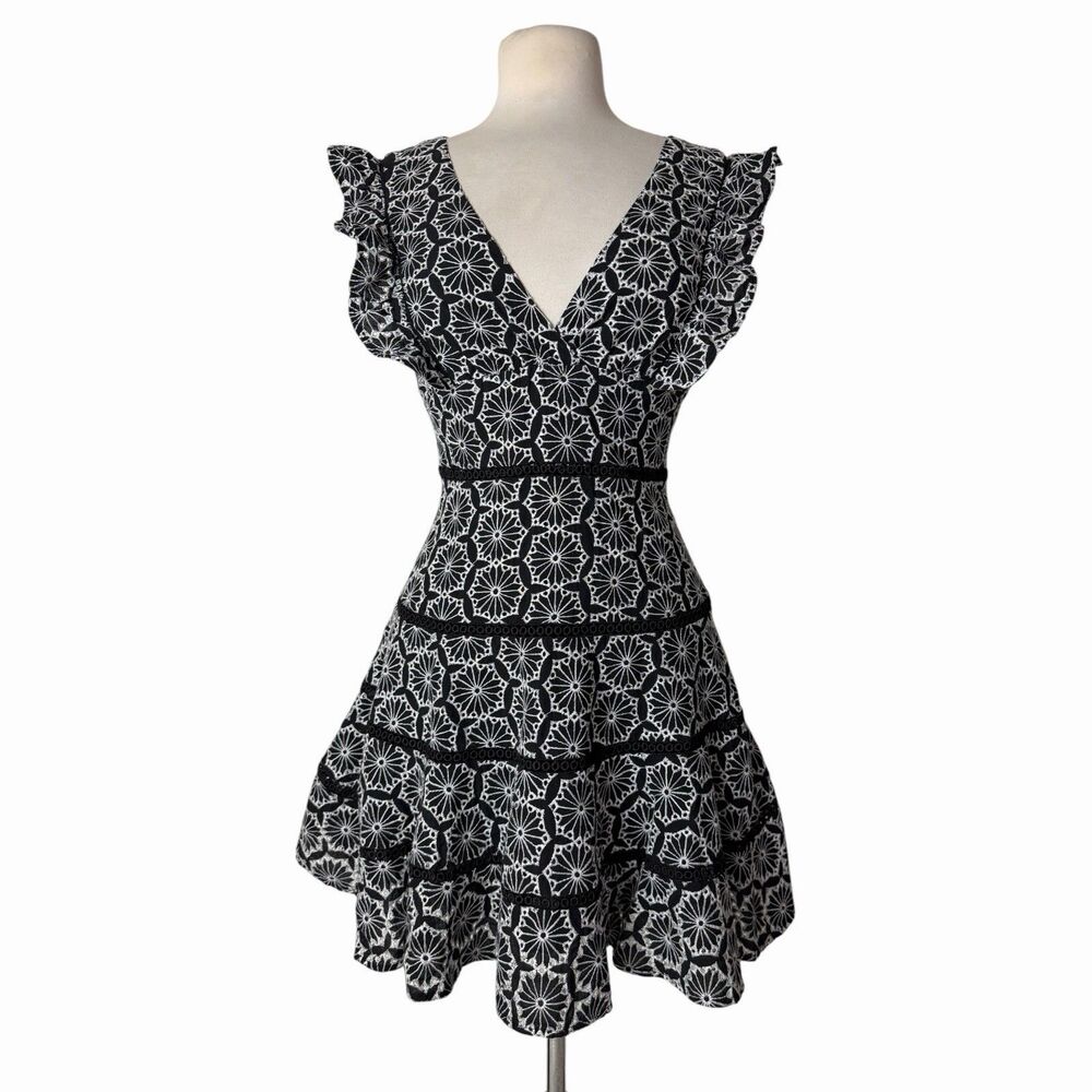 Bardot Sierra Frill Mini Dress Black White Embroidered Eyelet Ruffle Lace Size 6